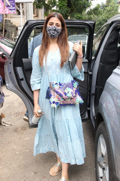 Mumbai: Actress Kriti Sanon's sister Nupur Sanon seen at Bandra in Mumbai on Sep 3, 2020. (Photo: IANS)