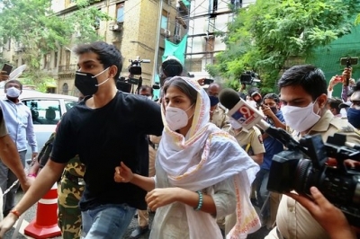Denied bail Rhea, Showik, 4 others, may appeal in HC next week. (Photo: IANS)