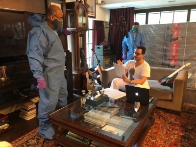 Saif Ali Khan starts dubbing for web show (Photo: twitter/ali abbas zafar) Saif Ali Khan starts dubbing for web show (Photo: twitter/ali abbas zafar)