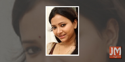 Shweta Basu Prasad did her make-up for 'Comedy Couple'