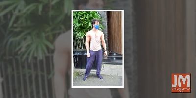 Tiger Shroff flaunts washboard abs in new shirtless pic