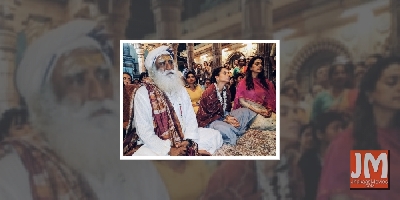 Kangana posts pic from Kashi Vishvanath trip