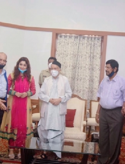 Payal Ghosh meets Maharashtra governor seeking Y category security