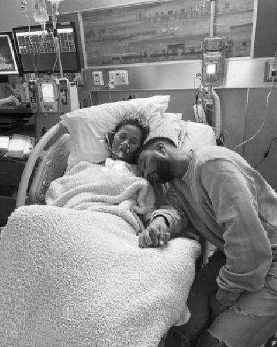 Chrissy Teigen, John Legend Chrissy Teigen, John Legend