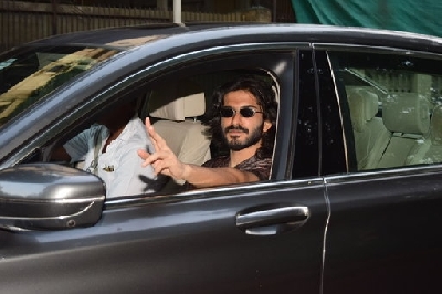 Mumbai: Actor Harshvardhan Kapoor seen at Juhu in Mumbai on Sep 29, 2020. (Photo: IANS)