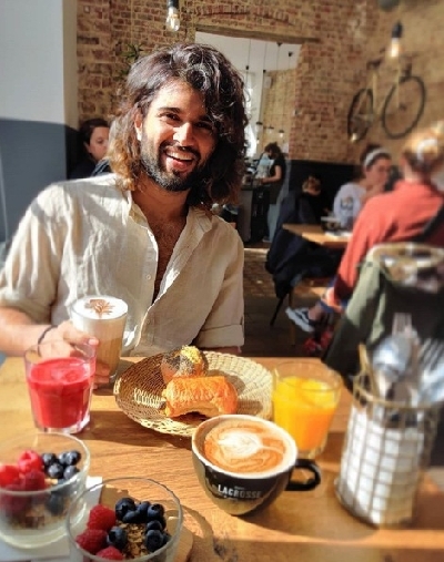 Vijay Deverakonda reveals how he escapes 'abnormalcy of being an actor'