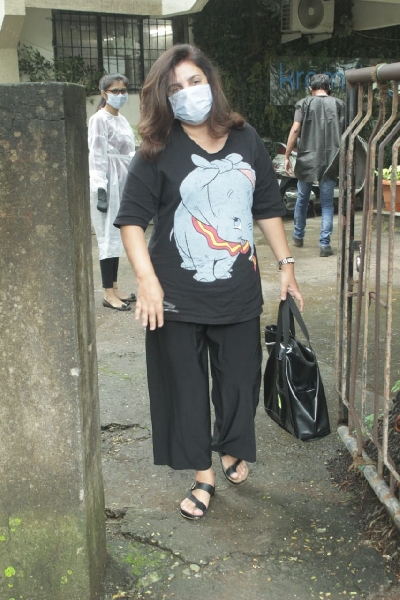Mumbai: Filmmaker Farah Khan seen at Juhu in Mumbai on Oct 15, 2020. (Photo: IANS)