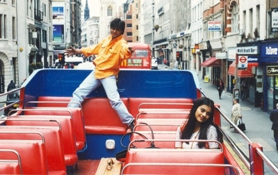 DDLJ turns 25 : SRK-Kajol statue to be unveiled in London’s Leicester Square DDLJ turns 25 : SRK-Kajol statue to be unveiled in London’s Leicester Square