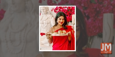 Priyanka-Nick look deeply in love in Karwa Chauth photos