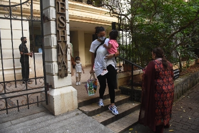 Mumbai: Actress Neha Dhupia seen with her daughter Mehr Dhupia Bedi at Bandra in Mumbai on Nov 4, 2020. (Photo: IANS)