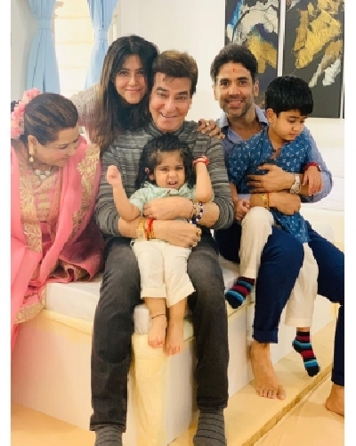 No big Diwali bash at Jeetendra No big Diwali bash at Jeetendra