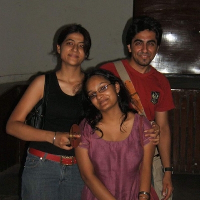 Tahira posts throwback picture with Ayushmann from college days.