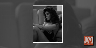 Jacqueline Fernandez strikes a Thundering Tuesday pose for fans (Lead)