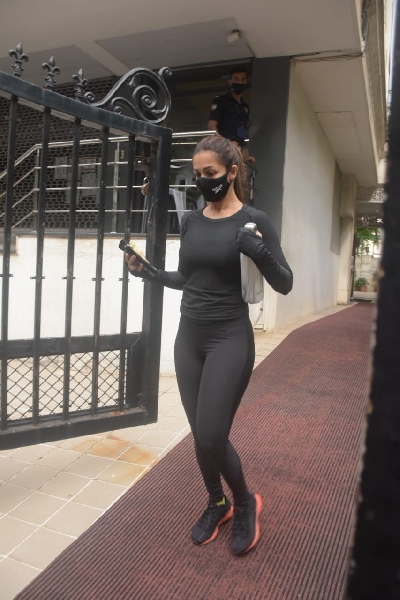 Mumbai: Actress Malaika Arora seen at a Bandra gym in Mumbai on Dec 12, 2020. (Photo: IANS)