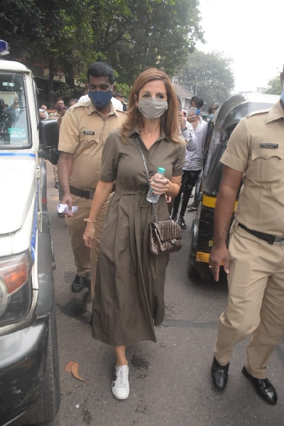 Mumbai: Interior designer and Bollywood actor Hrithik Roshan's ex-wife Sussanne Khan seen at Bandra police station in Mumbai on Dec 12, 2020. Sussanne was accompanied by her team and police officials as she made her way to the police station to monitor its re-construction. (Photo: IANS)