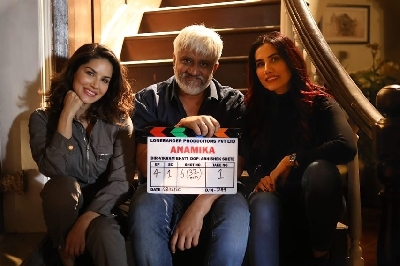 Actress Sonnalli Seygall has joined the cast of Sunny Leone-starrer Anamika, directed by Vikram Bhatt.