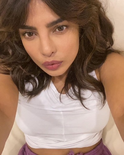 Priyanka Chopra is 'hopeful for what 2021 will bring'.(instagram)