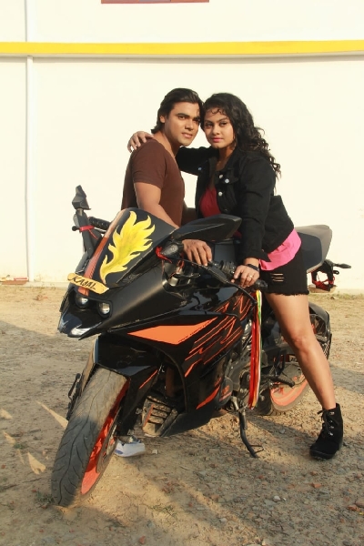 Film Dildar Se Dil Lagal.