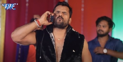 Khesari Lal's 'New Year' song released, now going viral