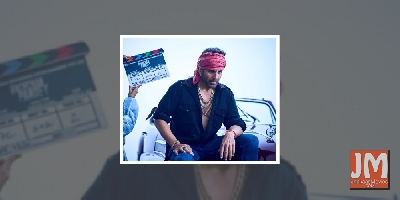 Akshay Kumar reveals his 'Bachchan Pandey' look