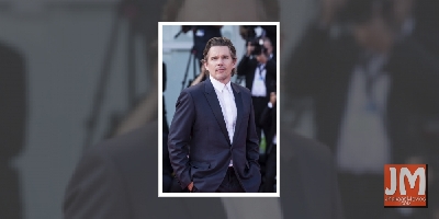 Ethan Hawke to play supervillain in comicbook adaptation