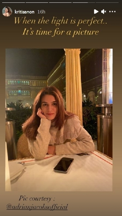 Kriti Sanon shares tips on when to take perfect picture (Credit: Instagram)