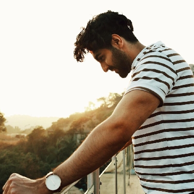 Ayushmann Khurrana turns on his poet mode for latest post.(photo:instagram)