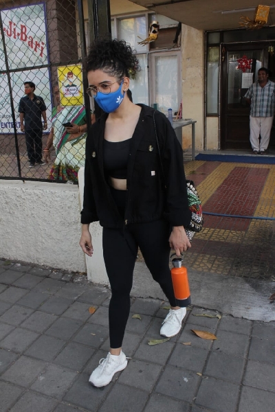 Mumbai:  Sanya Malhotra Seen at Gym on Jan 19, 2021. (Photo: IANS)