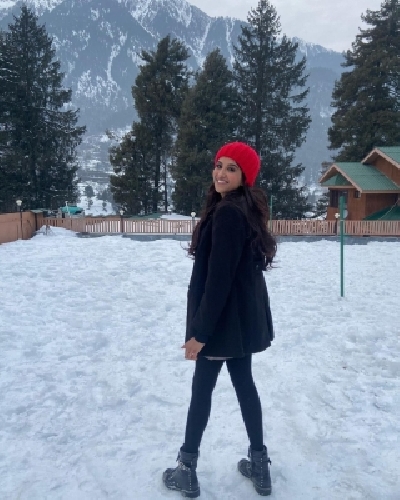 Shooting for her hit show Choti Sarrdaarni in Kashmir has made actress Nimrit Kaur Ahluwalia nostalgic. She reminisced about her most memorable trip to the scenic tourist spot as a child.