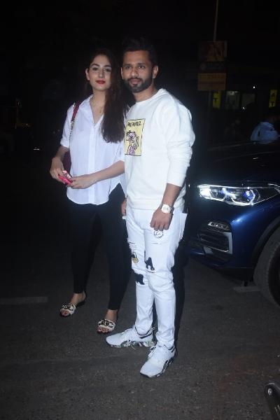 Mumbai: Rahul Vaidya & Disha Parmar Spotted at Bandra on Wednesday 24rd February 2021. (Photo: IANS)