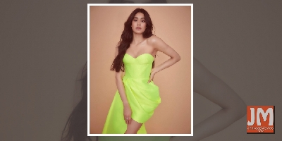 Janhvi Kapoor creates waves in hologram monokini