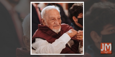 Gauahar Khan remembers dad on one-month anniversary