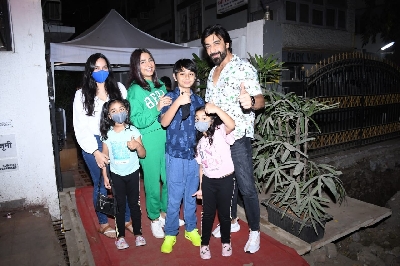 Mumbai: Ashish Chaudhary & Family Spotted at Izumi Restaurant in Bandra on Sunday 07th March, 2021. (Photo: IANS)