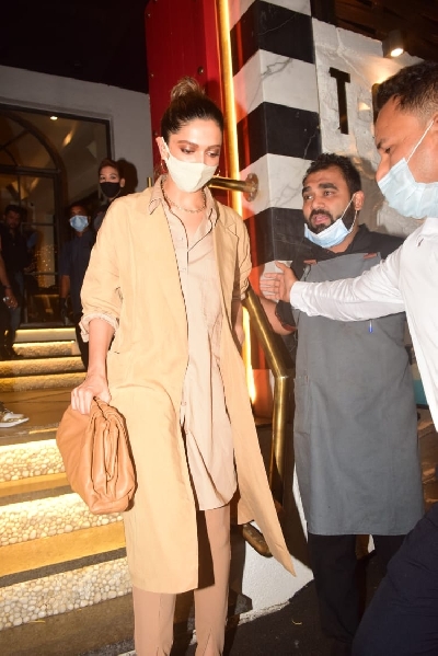 Mumbai: Deepika Padukone Spotted At Tori in Bandra on sunday 14th March, 2021. (Photo: IANS)