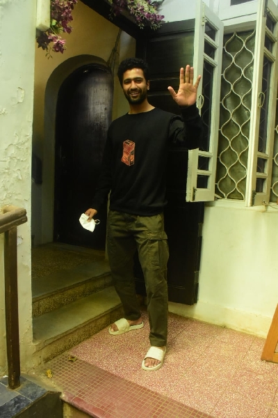 Mumbai: Vicky Kaushal Spotted at Gym In Bandra on Tuesday 16th March, 2021. (Photo: IANS)