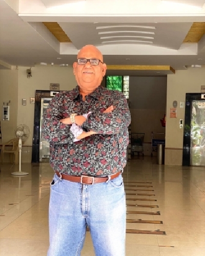 Satish Kaushik tests Covid positive