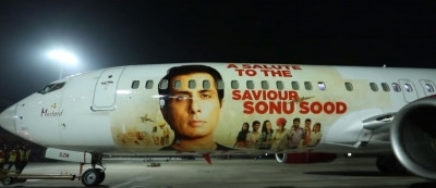 Sonu Sood gets aircraft livery: Wish my parents were here to see it.(photo:Instagram) Sonu Sood gets aircraft livery: Wish my parents were here to see it.(photo:Instagram)