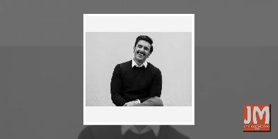 Ranveer Singh spreads happiness through monochrome photo-op