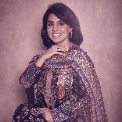 Neetu would help Rishi Kapoor impress girls before they started dating!