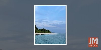 Dia Mirza poses with step-daughter in Maldivian vacay pic