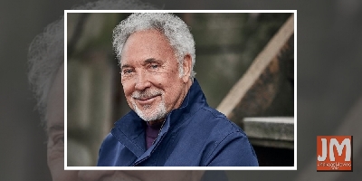 Tom Jones reacts to becoming oldest singer to top UK charts
