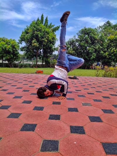 Karan Khandelwal Karan Khandelwal