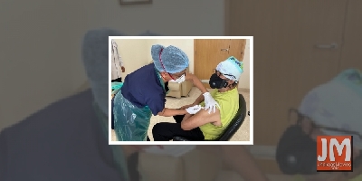 Big B gets 2nd Covid vax, shares photo