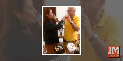 Raveena Tandon celebrates parents' wedding anniversary