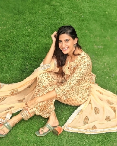 Aahana Kumra: You never know who is fighting a mental health battle Aahana Kumra: You never know who is fighting a mental health battle