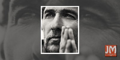 Matthew McConaughey engages in conversation with Sadhguru