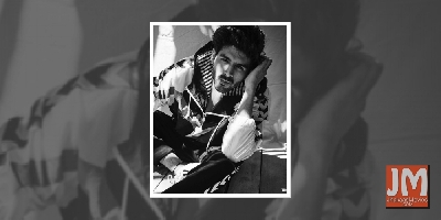 Kartik Aaryan spreads black and white magic in new post