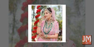 Madalsa Sharma wore a 10-kilo lehenga for wedding scene in 'Anupamaa'