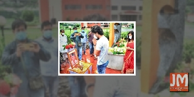 Papon dedicates new song 'Haate haat dhori' to parents