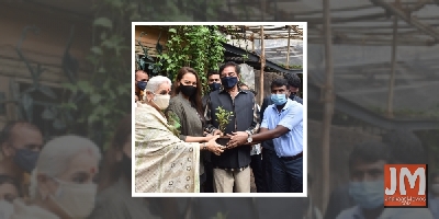 Sonakshi Sinha adopts a tree